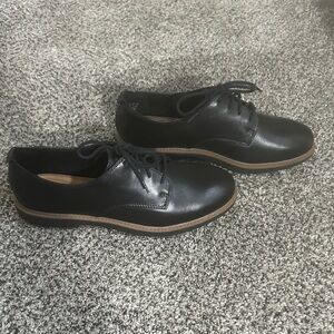 Clarks Black Leather Oxfords with Tan Sole